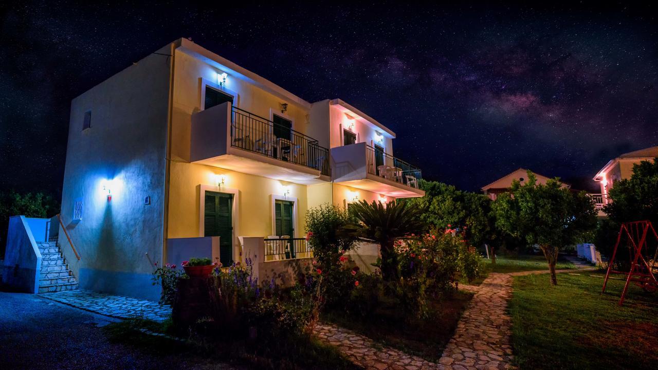 Yianetta Hotel Apartments Kávos Екстериор снимка