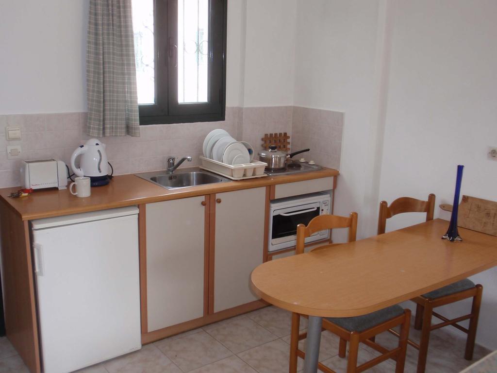 Yianetta Hotel Apartments Kávos Екстериор снимка