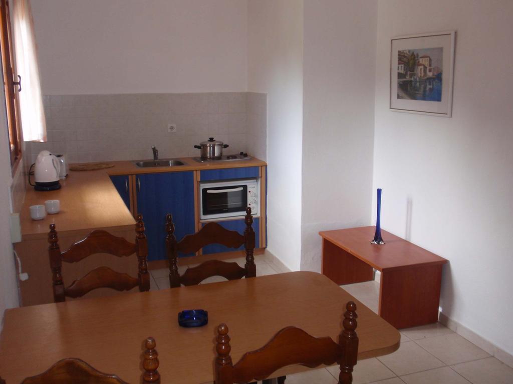 Yianetta Hotel Apartments Kávos Екстериор снимка